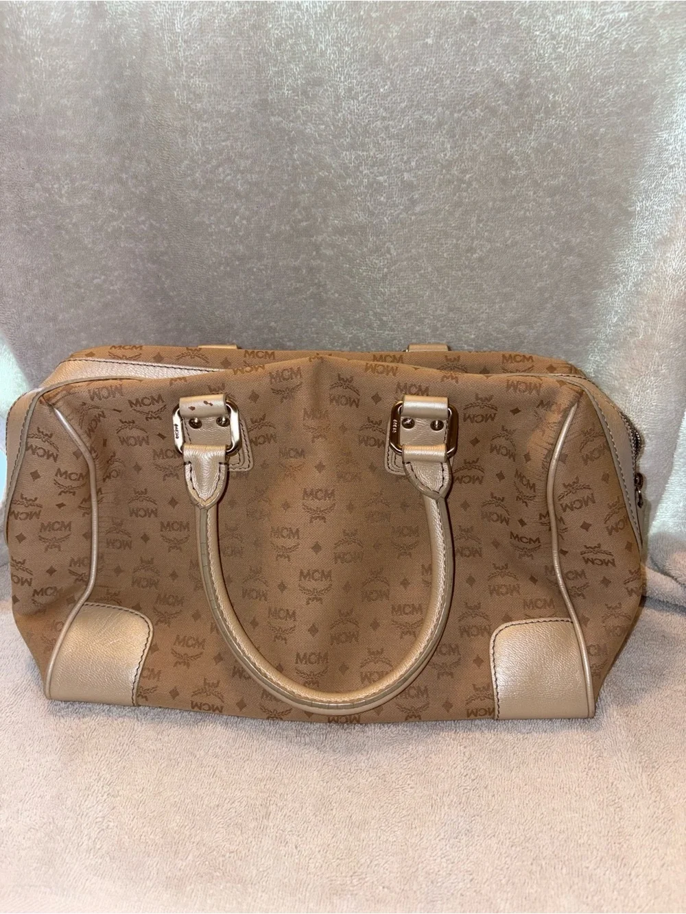 MCM cognac logo